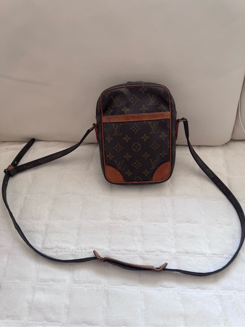 💯 Louis Vuitton Monogram Danube bag Small Crossbody with Tan Trim